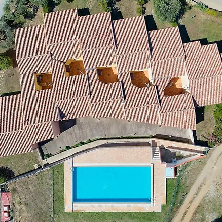 Villini Vista Mare Con Piscina By Budoniaffitti Holiday home Isolotto dei Pedrami