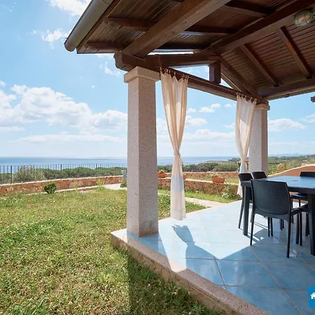 Villini Vista Mare Con Piscina By Budoniaffitti *