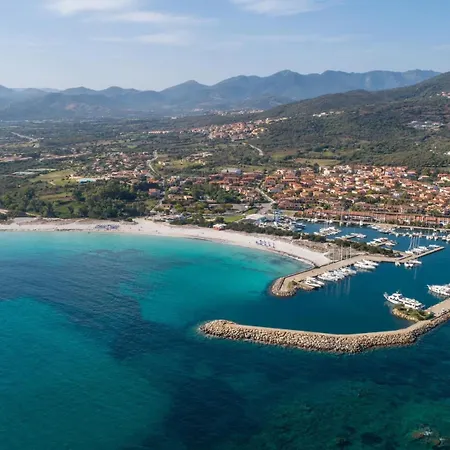 Villini Vista Mare Con Piscina By Budoniaffitti * Isolotto dei Pedrami