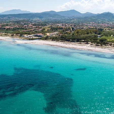 Villini Vista Mare Con Piscina By Budoniaffitti *